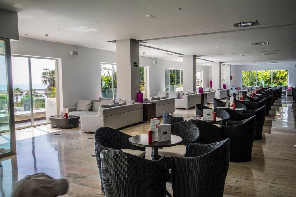 Ocean House Bloque 3 Planta 8 By Ivi Real Estate Leilighet Torremolinos Eksteriør bilde